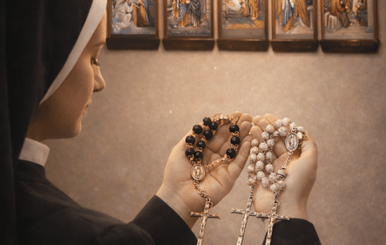 What are the Joyful Mysteries of the rosary?